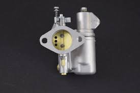 Remove the motor's top cover. Clean 1968 Mercury Carburetor Body 1348 3547 3547 Kd 1b Kd1b 125 1250 Hp Southcentral Outboards