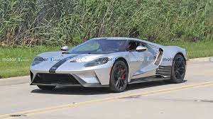 The gt only comes in one model, one engine. New Ford Gt Test Mule Spy Photos Point To Possible V8 Sendoff