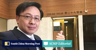 High Court selfie lands Hong Kong lawyer in hot water