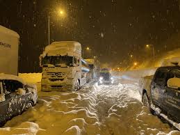 Umfassendes angebot mit wettbewerbsfähigen preisen. Snowfall Blizzards Bear Down On Turkey Shut Down Roads Daily Sabah