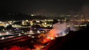 Brush fire in Newhall, cause unknown