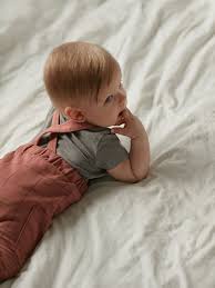 Faites des affaires incroyables avec remise! Buy Online Pantalon Avec Bretelles Reserved 8138d 39x