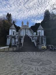 He played as a central defender during a professional career that started with fluminense in 1968. From Porto Tour Of Braga Guimaraes With Lunch Experitour Com