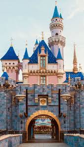 Disneyland Paris Drawing Disneyland In 2020 Sleeping Beauty Castle Disneyland Disneyland Castle Disneyland