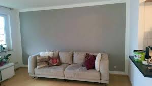 Wand Farbig Streichen Mit Rand Innenarchitekturfarbige Wand Mit Wand Farbig Streichen Mi Wohnzimmer Streichen Wohnzimmer Streichen Ideen Graue Wande Wohnzimmer