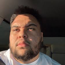 Has anyone heard of tattoo artist Devin Wallace who ghosted a client after  receiving a deposit?