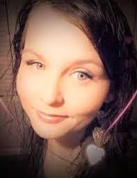 Kendra Leone's Instagram, Twitter & Facebook