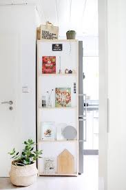 Do It Yourself Regal Fur Die Kuche Aus Holz Und Klebefolie Regal Kuche Mobel Zum Selbermachen Regal Selber Machen