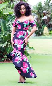 Bonang matheba is one of the most stylish media personalities in south africa. Bonang Matheba On Twitter Dress By Gertjohan Vdj2016 Going Live At 13 30 On Sabc 3 Tune In