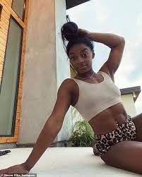 The gymnast hinted she was. Simone Biles Confirms Her Relationship With Football Stud Jonathan Owens On Instagram Aktuelle Boulevard Nachrichten Und Fotogalerien Zu Stars Sternchen