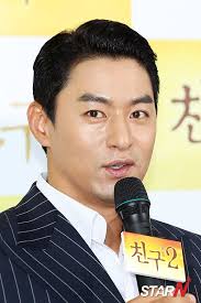 Joo Jin Mo says, "I got fat but people can't tell because of my small face"