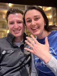 Jennifer Creighton's Instagram, Twitter & Facebook