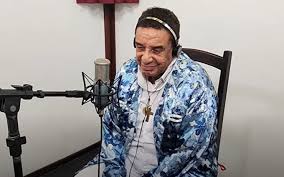 Polêmico, agnaldo timóteo deu várias declarações controversas na mídia envolvendo política e sexualidade. Em Estado Grave De Covid 19 Cantor Agnaldo Timoteo E Intubado Em Uti Noticias Da Tv