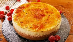 Creme Brulee Cheesecake Has The Most Satisfying Caramelized Sugar Top Recipe Creme Brulee Cheesecake Cheesecake Recipes Desserts