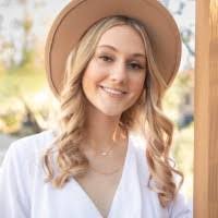 Emily Posey's Instagram, Twitter & Facebook