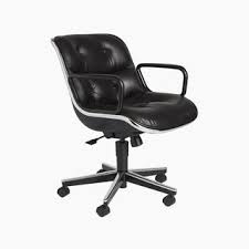 Our helvetica chair brings a simple, streamlined style to workspaces. 16 Seriously Comfy Home Office Chairs We Ve Got Our Eye On Dwell