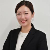 90+ "Høen" profiles