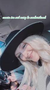 love u bubz🤍❣️