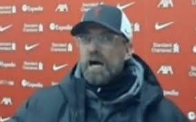 It shows all personal information about the players, including age, nationality, contract duration and current market. Ori6jb Exnxyjm