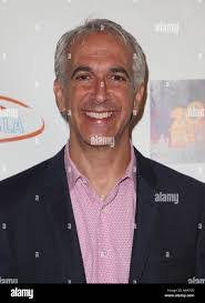 Erica Mantz's Instagram, Twitter & Facebook