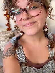 Lucy Matos's Instagram, Twitter & Facebook