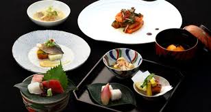 Fancy desserts great desserts dessert recipes food design weight watcher desserts tolle desserts dessert presentation low carb dessert food decoration. Kaiseki Ryori Highly Detailed Japanese Fine Dining Tsunagu Japan