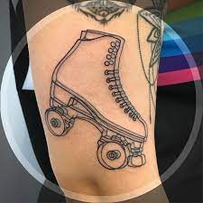 See more ideas about skateboard tattoo, skate tattoo, skater tattoos. Omenart Tattoo On Twitter With This Tattoo I Got Two First Time Experiences At The Same Time First Rollerskate Tattoo I Ve Ever Done And The First Tattoo With This Kind Of Double Outlines