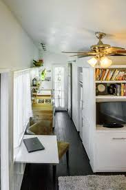 The Incredible Way One Woman Dealt With A Divorce And Foreclosure Construire Une Petite Maison Vivre Dans Une Mini Maison Petite Maison Sur Roues