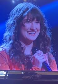 gen looks done #greenscreen @minds :) @geev 🤑 @Naomi Soleil #thevoice  #naomisoleil #teambuble