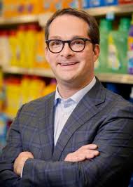 Dollar General promotes four