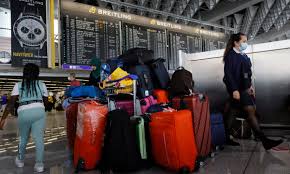 German tourists told to take colourful luggage to avoid airport delays | Germany