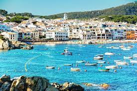 Girona & sitges day trip. Girona Tour Costa Brava Beach Plus Seaside Lunch From Barcelona 2021