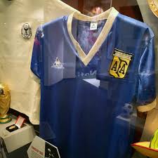When steve hodge awoke on the morning of sunday, 22 june 1986, he had no idea what lay in store. Classic Football Shirts Auf Twitter Happy Birthday Steve Hodge The Man Who Swapped Shirts With Diego Maradona At World Cup 86 Would You Have Swapped After That Match Https T Co Wsinqhjj16