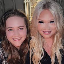 Fundraiser for Michelle Adelhart by Dinah Ritchey : Support Anna & Julias  road to recovery