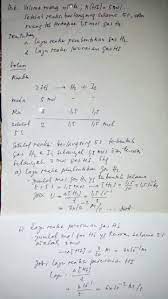 Reaksi pembentukan gas ammonia menggunakan 1,5 mol hidrogen dan 0,5 mol gas nitrogen dalam suatu ruang berukuran 5 liter. Ke Dalam Ruang Yg Volumenya 10 Liter Dimasukkan 5 Mol Gas Hi Yang Kemudian Terurai Menjadi Gas H2 Brainly Co Id
