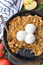 Easy Apple Crisp The Seasoned Mom