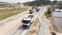 Ayvalık'ta trafik haftası'nda sürücülere hediyeler verildi. Balikesir Balikesir Balikesir Iline Bagli Ayvalik Ilcesi Haberleri Haber Haberi