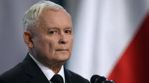 Co do tego nie ma żadnej wątpliwości, że prześladuje mnie mój kot! Poland S Jaroslaw Kaczynski May Prepare To Step Out Of The Shadows Kafkadesk