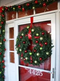 See more ideas about christmas, christmas decorations, christmas wreaths. 20 Easy Front Door Christmas Decorating Ideas Hgtv
