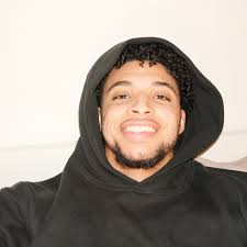 Clifton Moore Jr. (@cliftonmoore22) • Instagram photos and videos