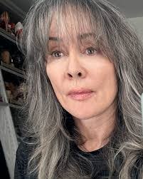 Barbara Heaton's Instagram, Twitter & Facebook