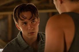 Chi è Drew Starkey, che Guadagnino ha voluto nel suo "Queer" tratto da  Burroughs