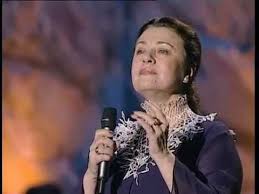 песня поговори со мною мама о чем нибудь поговори Valentina Tolkunova Pogovori So Mnoyu Mama 2007 God Valentina Tolkunova Talk With Me Mother Youtube Mirovaya Muzyka Luchshie Pesni Pesni