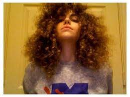 Big Curly Hair White Girl Style Bigcurlyhairwhitegirlstyle Curly Hair White Girl Really Curly Hair Big Curly Hair