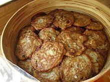 In a large skillet saute chopped onions in 3 tablespoons vegetable oil until golden brown. Potato Pancake Wikipedia