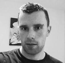 Where Journalists Resemble Mere Courtiers'