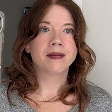 Danielle Bursey's Instagram, Twitter & Facebook