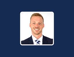 The women's basketball team is coached by muffet mcgraw and the head coach of the hockey team is jeff jackson. Anthony Komara University Of Alabama Huntsville Men S Assistant Basketball Coach Episode 359 Hoop Heads Podcast