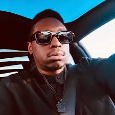 Terry Crampton's Instagram, Twitter & Facebook