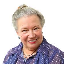 Diane Buczek's Instagram, Twitter & Facebook